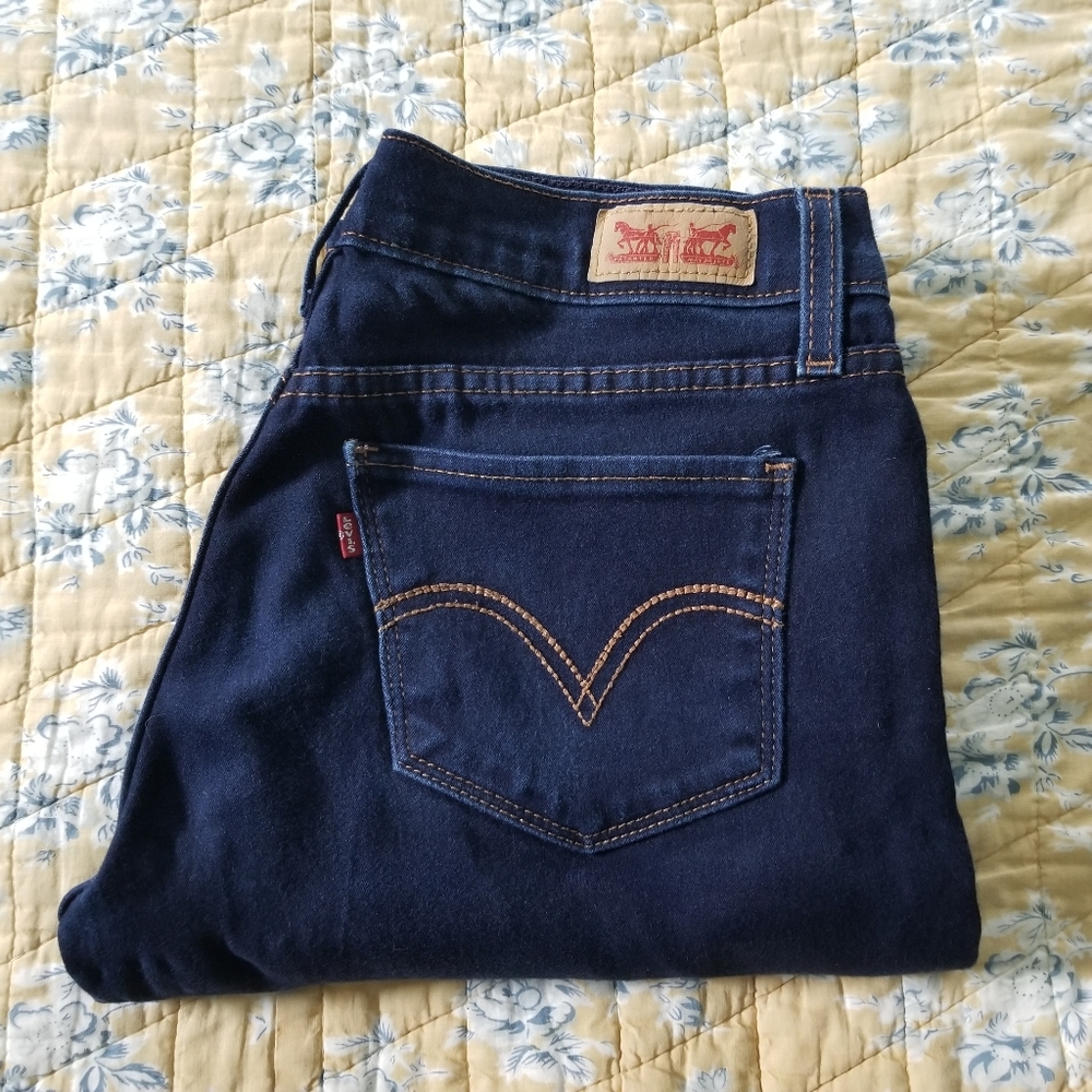 Levi's 524 Skinny Indigo Sz 9 Jeans